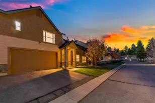 10036 Nicolas Dr, Truckee, CA 96161 - Photo 3