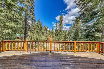 13715 Hansel Avenue, Truckee, CA 96161 - Photo 23