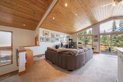 13715 Hansel Avenue, Truckee, CA 96161 - Photo 3