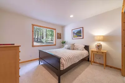 11499 Sitzmark Way, Truckee, CA 96161 - Photo 17