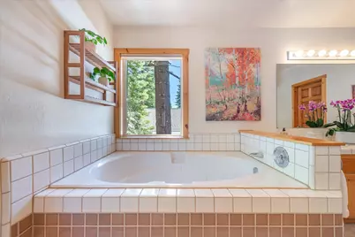 11499 Sitzmark Way, Truckee, CA 96161 - Photo 27