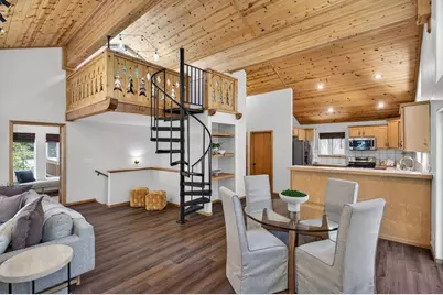 10694 Laurelwood Drive, Truckee, CA 96161 - Photo 7