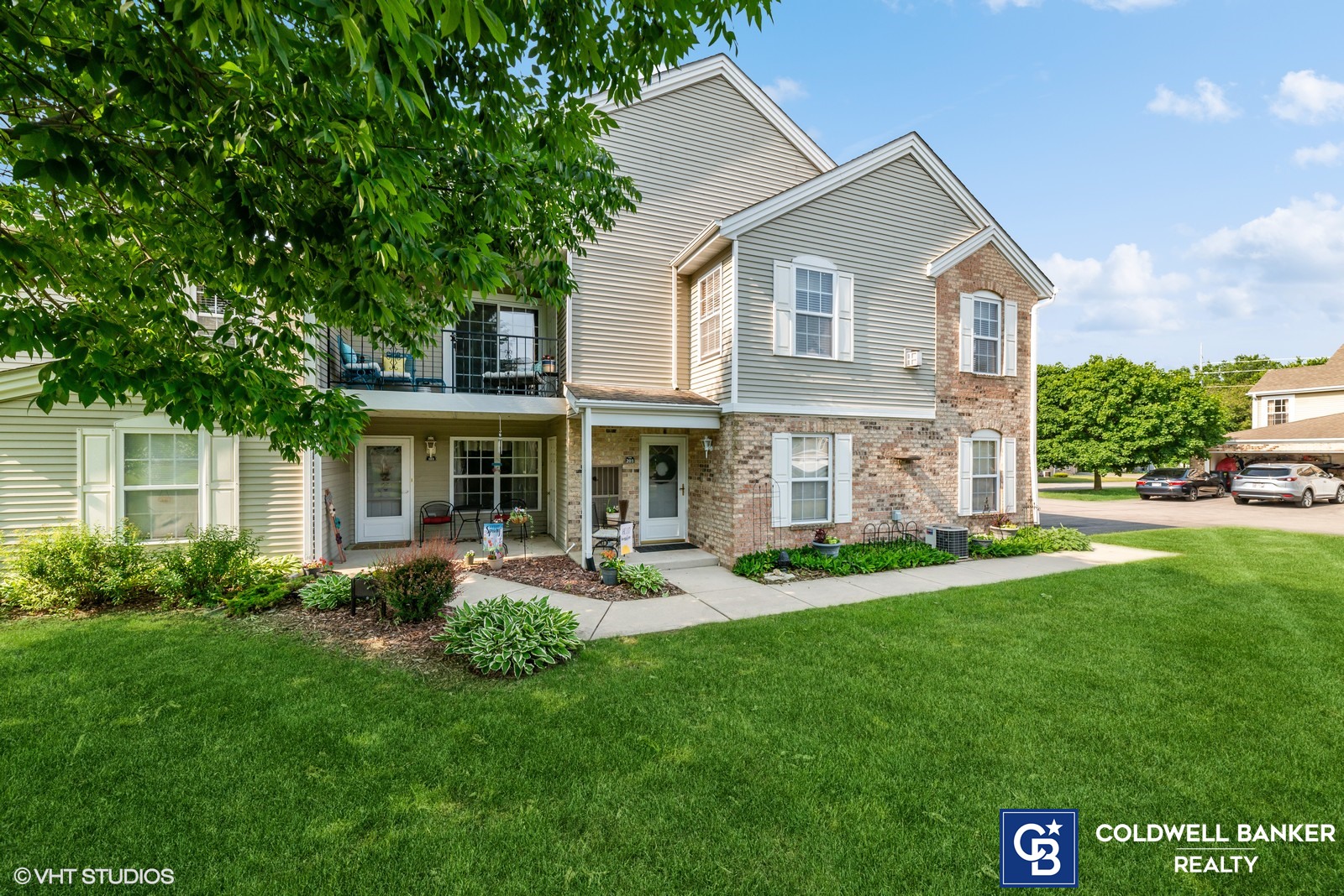 1102 N Sunnyslope Dr, Racine, WI 53406 MLS 1837246 Coldwell Banker