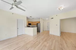 4120 S Lake Dr, Saint Francis, WI 53235 - Photo 11