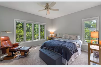 10137 N Kenilworth Ct, Mequon, WI 53092 - Photo 21