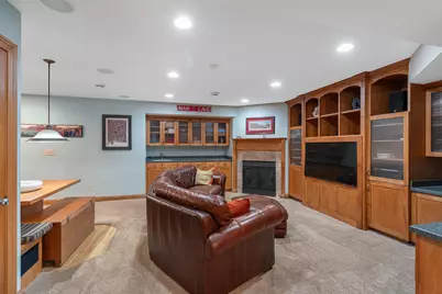 10137 N Kenilworth Ct, Mequon, WI 53092 - Photo 27