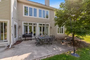 10137 N Kenilworth Ct, Mequon, WI 53092 - Photo 35