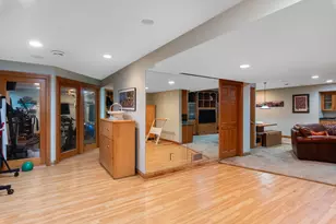 10137 N Kenilworth Ct, Mequon, WI 53092 - Photo 29