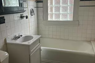 2422 N 40th St, Milwaukee, WI 53210 - Photo 3