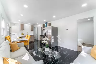 2435 N 57th St, Milwaukee, WI 53210 - Photo 11