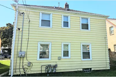 4632 N 42nd St, Milwaukee, WI 53209 - Photo 9
