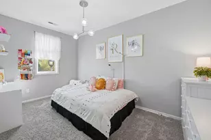 8685 S Deerwood Ln, Franklin, WI 53132 - Photo 21