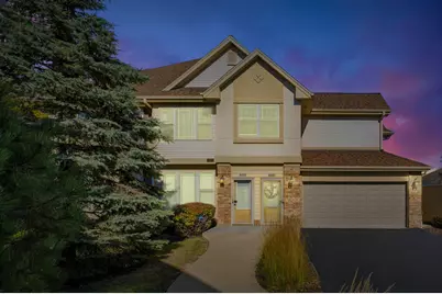8685 S Deerwood Ln, Franklin, WI 53132 - Photo 27