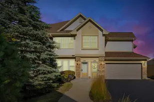 8685 S Deerwood Ln, Franklin, WI 53132 - Photo 27