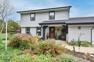 N67W33863 Loghouse Ct, Merton, WI 53066 - Photo 3