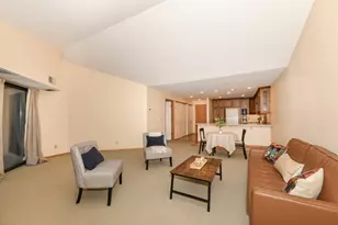 1600 W Green Tree Rd, Glendale, WI 53209 - Photo 9