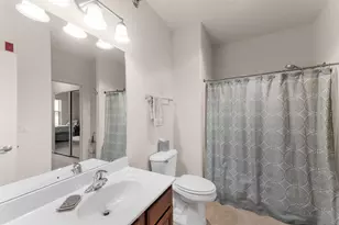 4130 S Lake Dr, Saint Francis, WI 53235 - Photo 5