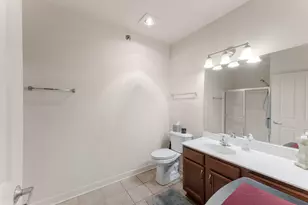 4130 S Lake Dr, Saint Francis, WI 53235 - Photo 7