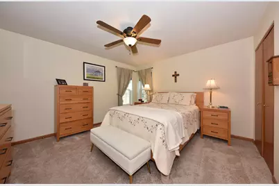 1875  Woodview Cir, Port Washington, WI 53074 - Photo 21