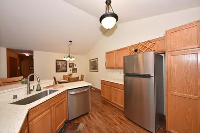 1875  Woodview Cir, Port Washington, WI 53074 - Photo 17