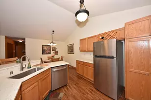 1875 Woodview Cir, Port Washington, WI 53074 - Photo 17