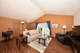 1875 Woodview Cir, Port Washington, WI 53074 - Photo 9