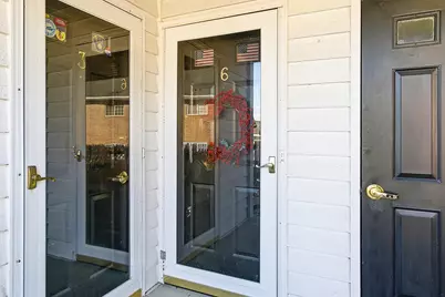 W241N2507  East Parkway Meadow Cir #6, Pewaukee, WI 53072 - Photo 3