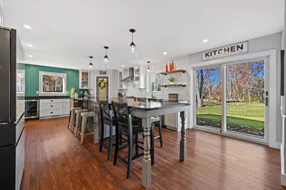 981  Cedar Dr, Burlington, WI 53105 - Photo 9