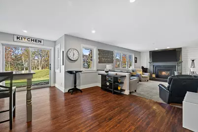 981  Cedar Dr, Burlington, WI 53105 - Photo 13