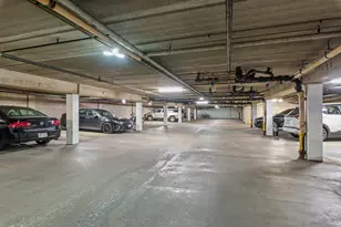 8117 W Manitoba St, West Allis, WI 53219 - Photo 21