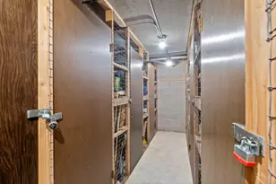 8117 W Manitoba St, West Allis, WI 53219 - Photo 23