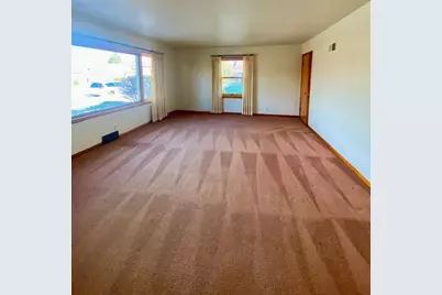 2007  Arlington Ave, Racine, WI 53403 - Photo 7