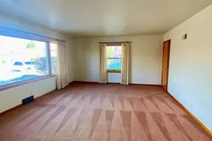 2007 Arlington Ave, Racine, WI 53403 - Photo 7