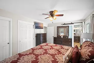 W152N7433 Westwood Dr, Menomonee Falls, WI 53051 - Photo 9