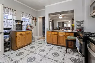 2068 S 32nd St, Milwaukee, WI 53215 - Photo 5