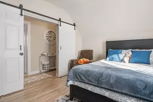 1023 S 25th St, Milwaukee, WI 53204 - Photo 13