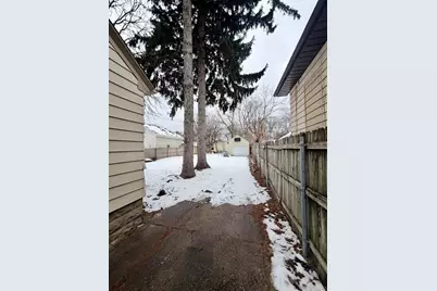 5015 N 49th St, Milwaukee, WI 53218 - Photo 19