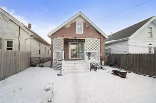 2960 S 15th Pl, Milwaukee, WI 53215 - Photo 15