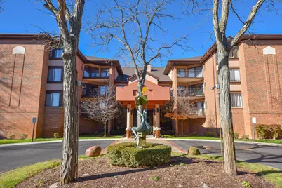 1600 W Green Tree Rd #302, Glendale, WI 53209 - Photo 23