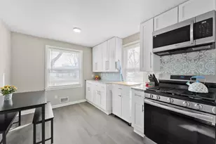 4869 N 55th St, Milwaukee, WI 53218 - Photo 7