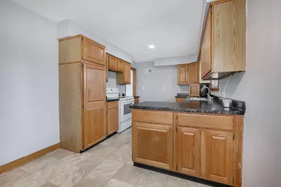 4500 S Packard Ave, Cudahy, WI 53110 - Photo 9