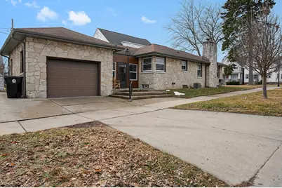 4500 S Packard Ave, Cudahy, WI 53110 - Photo 3