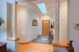 2396 Caribou Ln, Grafton, WI 53024 - Photo 5