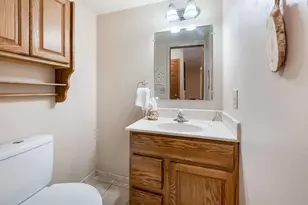 6360 S 20th St, Milwaukee, WI 53221 - Photo 7