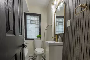 3604 W Rogers St, Milwaukee, WI 53215 - Photo 13