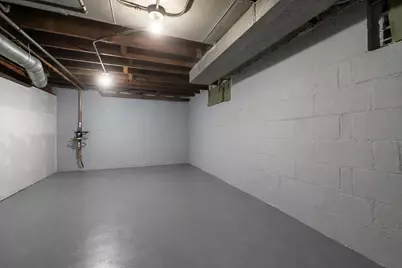 3604 W Rogers St, Milwaukee, WI 53215 - Photo 25