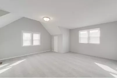 2211 S 12th St, Milwaukee, WI 53215 - Photo 23