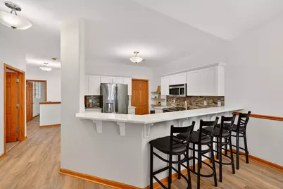 772  Bridlewood Dr #5202D, Hartford, WI 53027 - Photo 9
