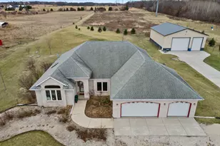 439 92nd St, Racine, WI 53126 - Photo 35