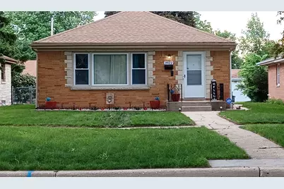 3922 N 80th St, Milwaukee, WI 53222 - Photo 1